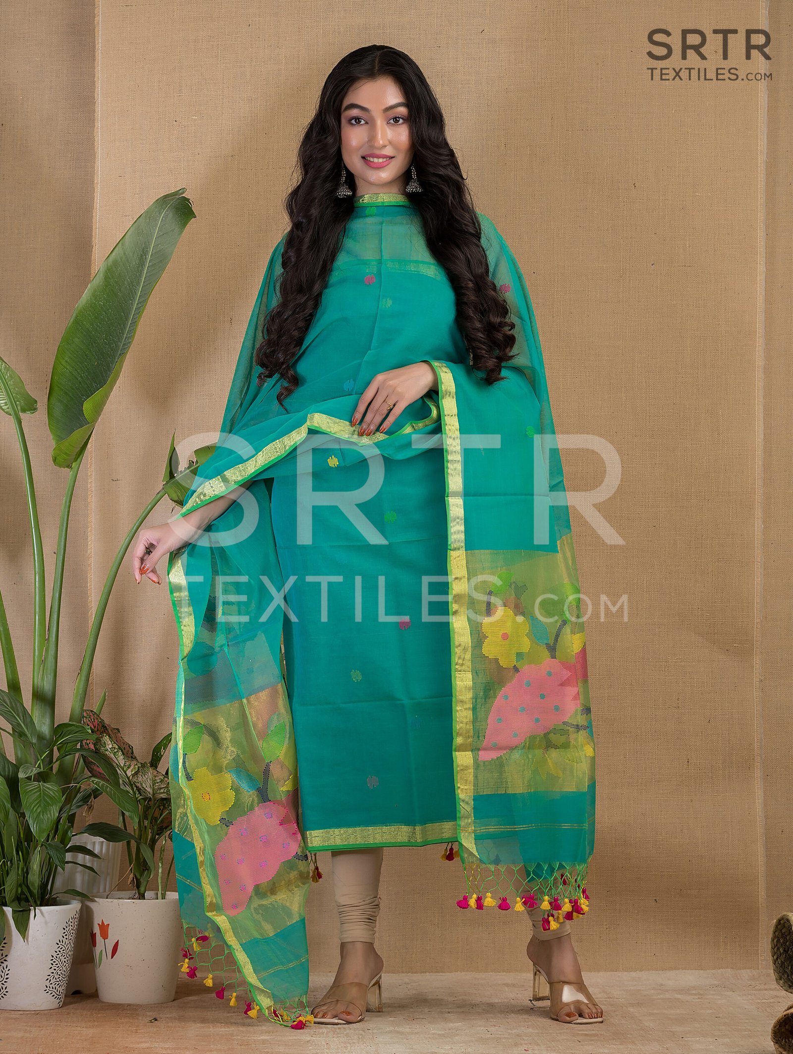 Muslin Unstitched Jamdani Suit – Elegant 2-Piece Set