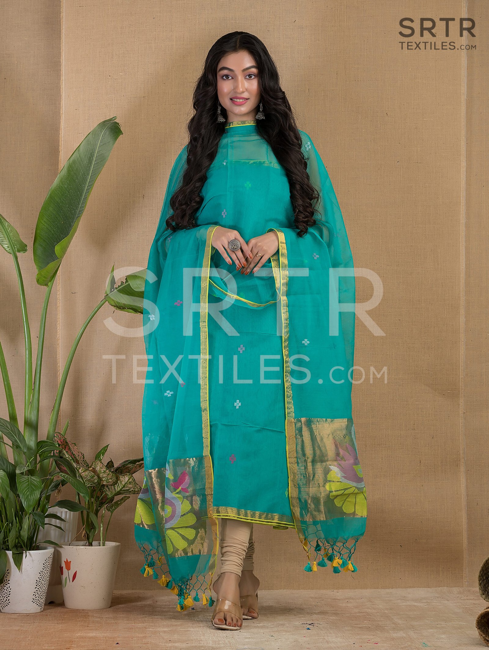 Muslin Unstitched Jamdani Suit – Elegant 2-Piece Set