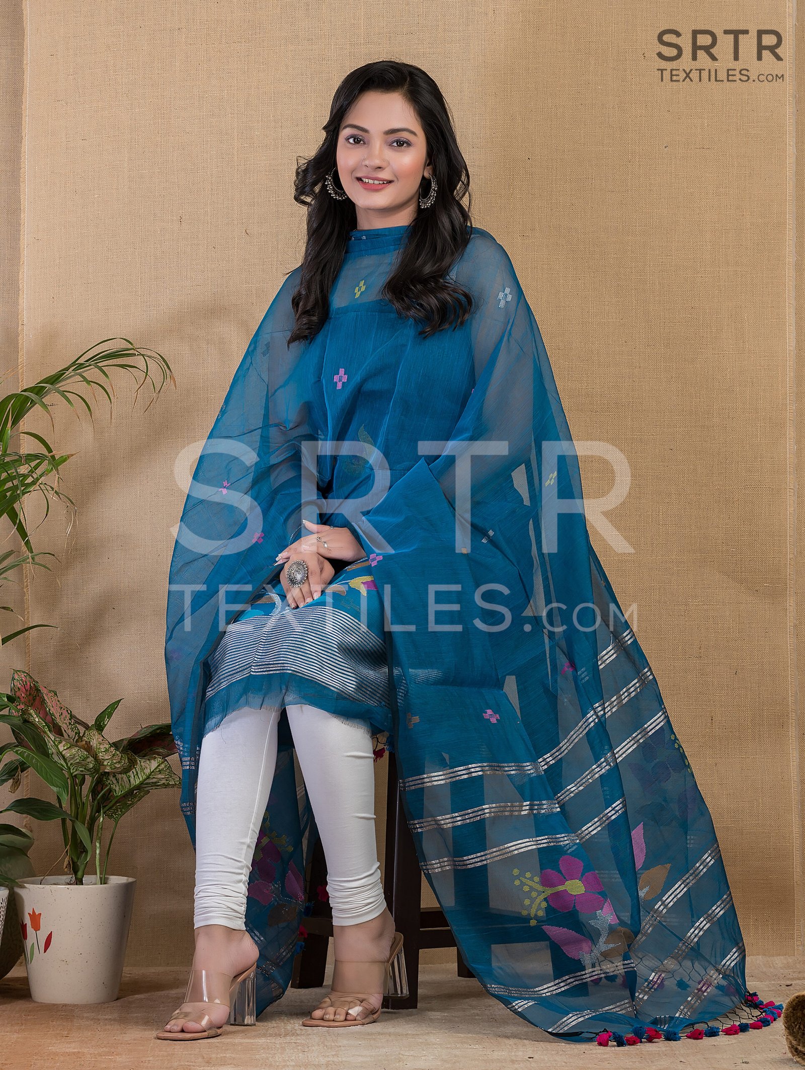 Muslin Unstitched Jamdani Suit – Elegant 2-Piece Set - Image 3