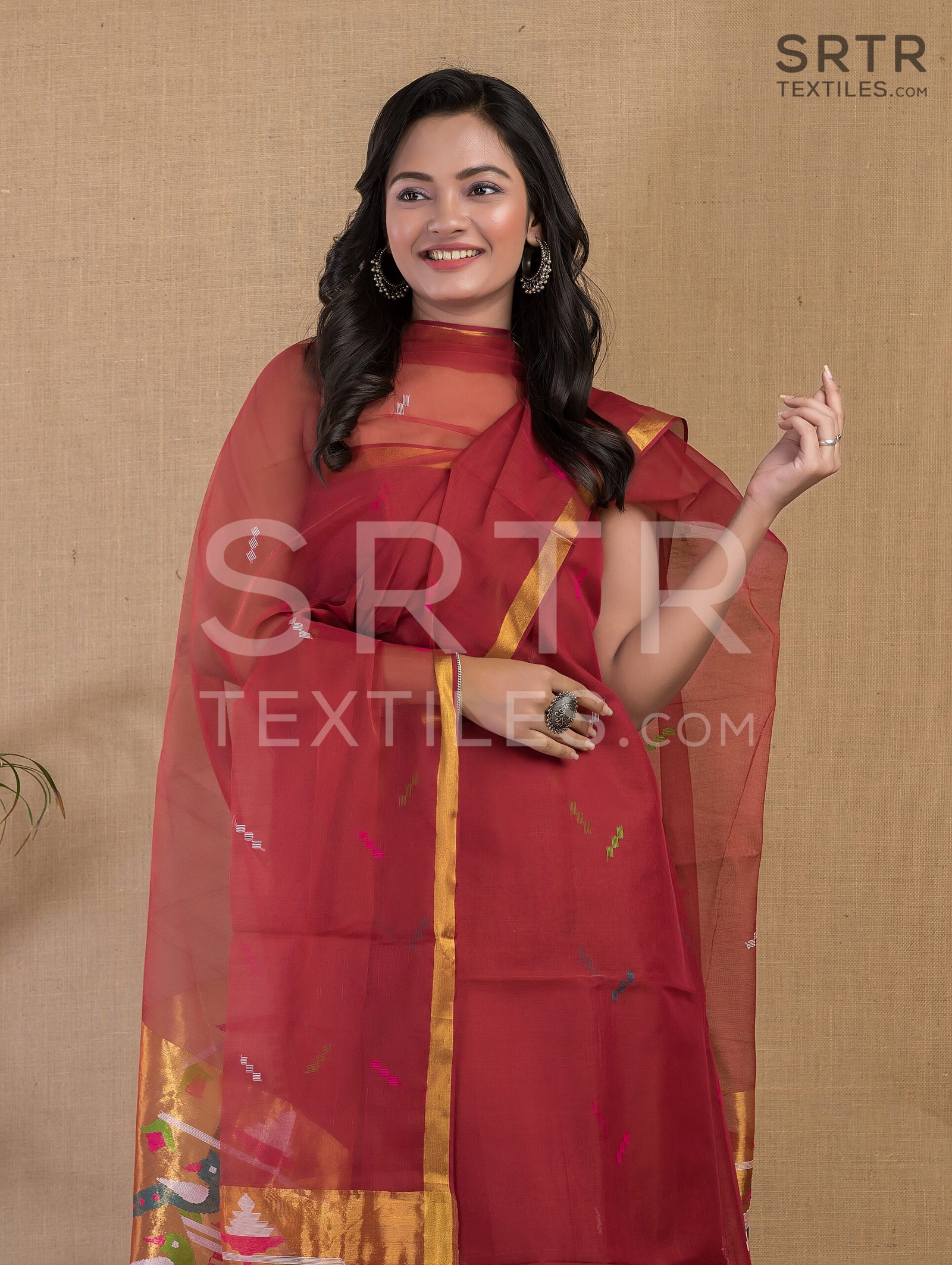 Muslin Unstitched Jamdani Suit – Elegant 2-Piece Set - Image 2