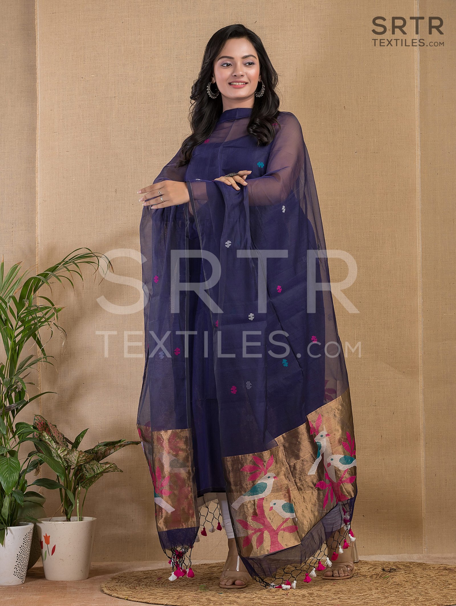 Muslin Unstitched Jamdani Suit – Elegant 2-Piece Set