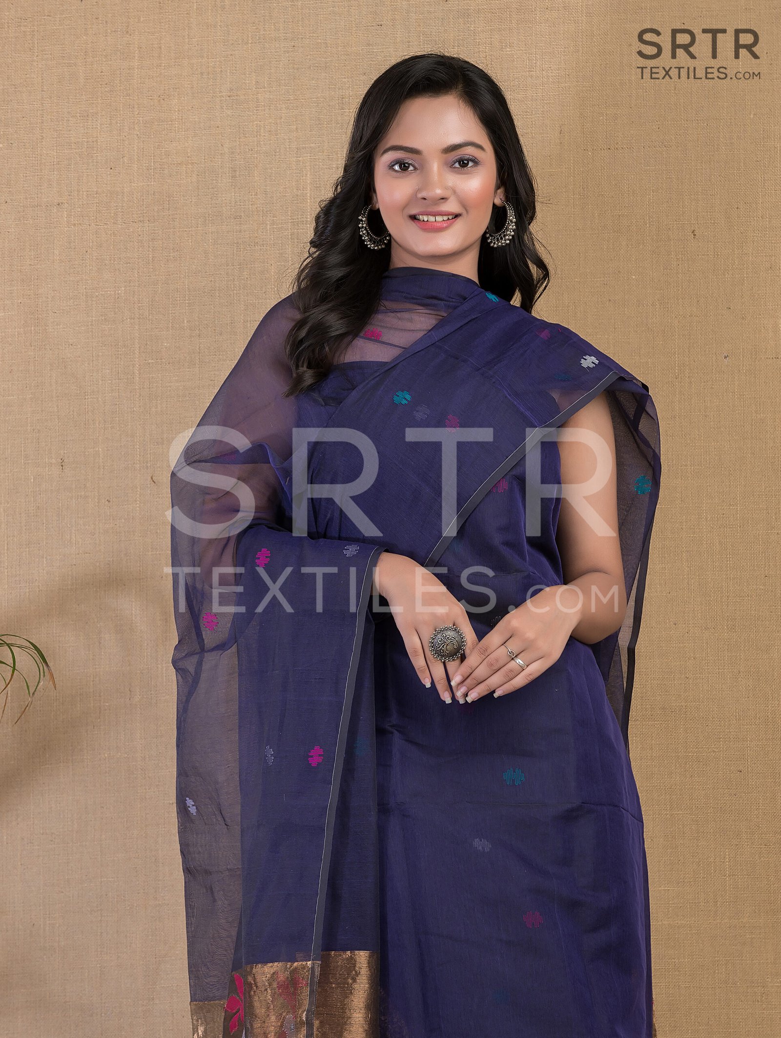 Muslin Unstitched Jamdani Suit – Elegant 2-Piece Set - Image 3