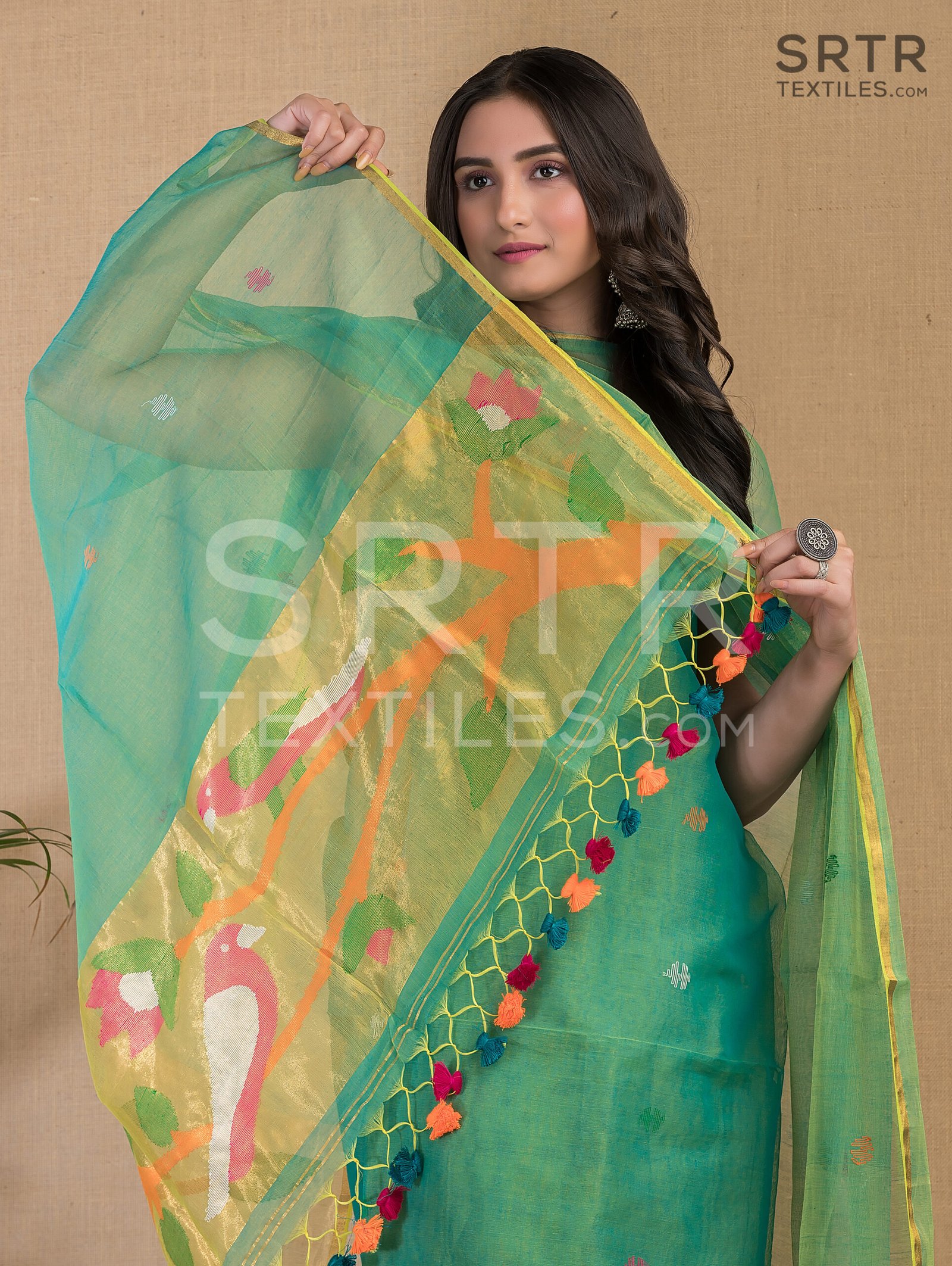 Muslin Unstitched Jamdani Suit – Elegant 2-Piece Set