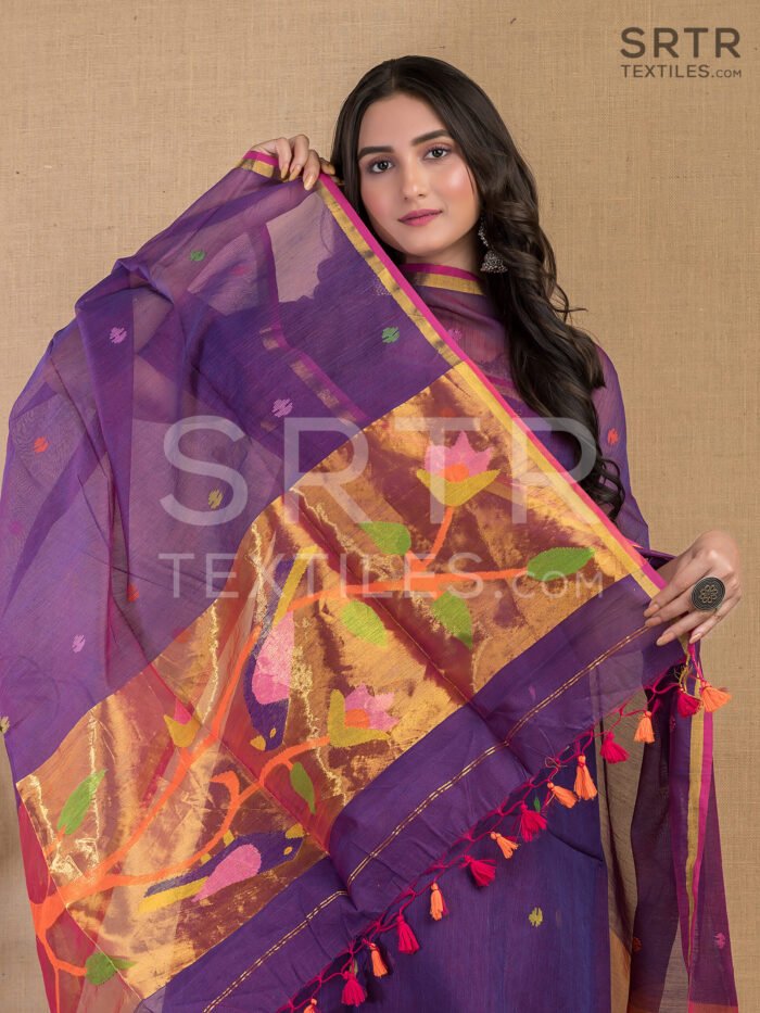 Muslin Jamdani Suit (UNSTITCHED) – Elegant 2-Piece Set