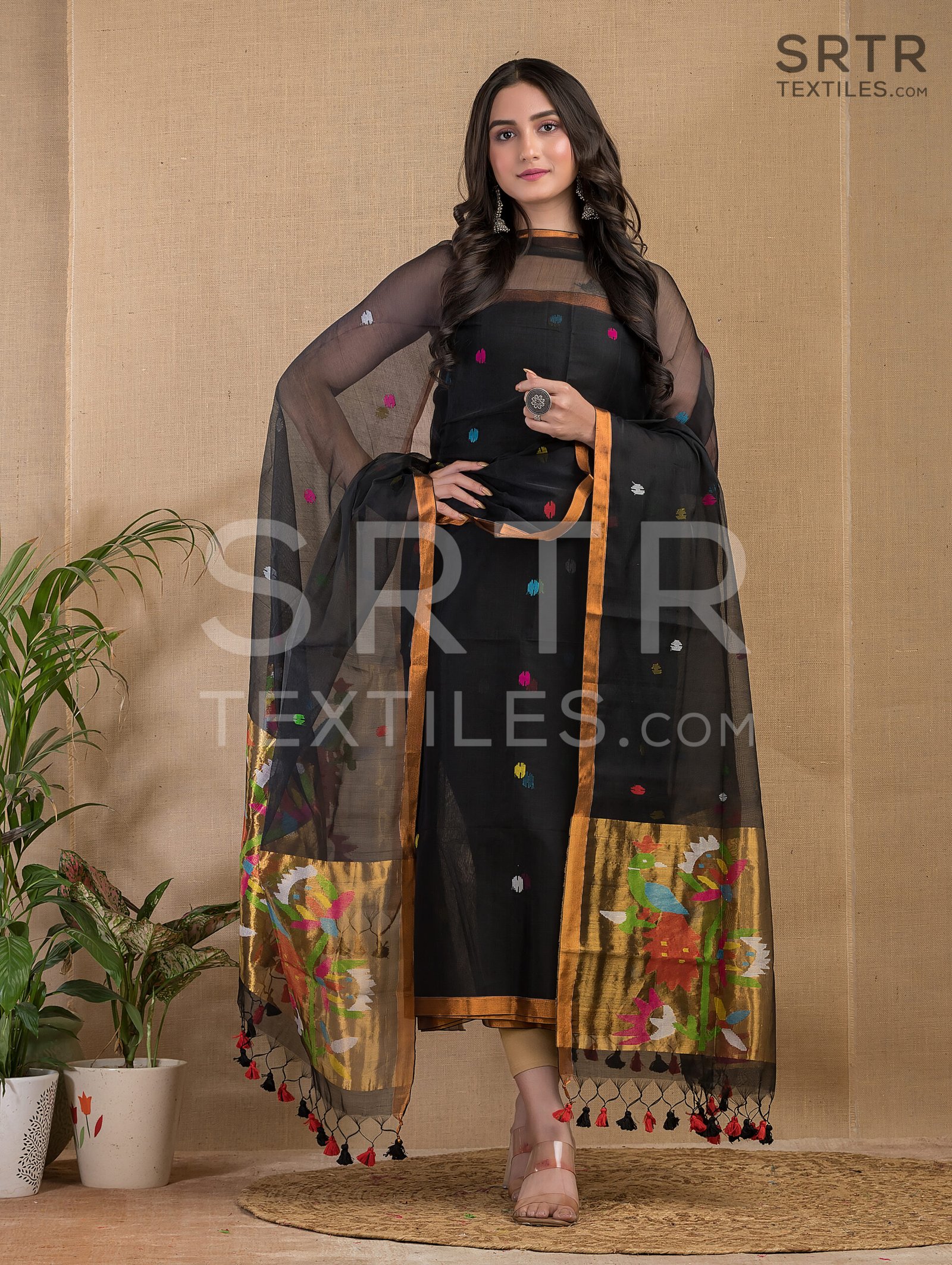 Muslin Unstitched Jamdani Suit – Elegant 2-Piece Set - Image 2