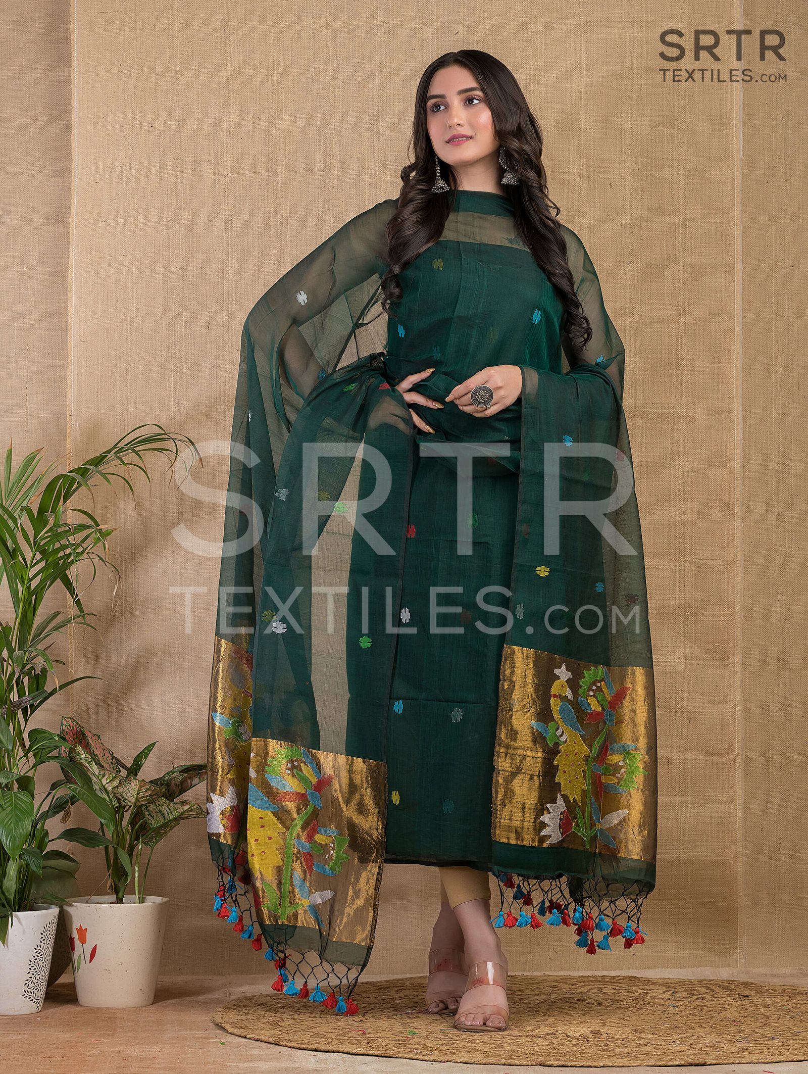 Muslin Unstitched Jamdani Suit – Elegant 2-Piece Set