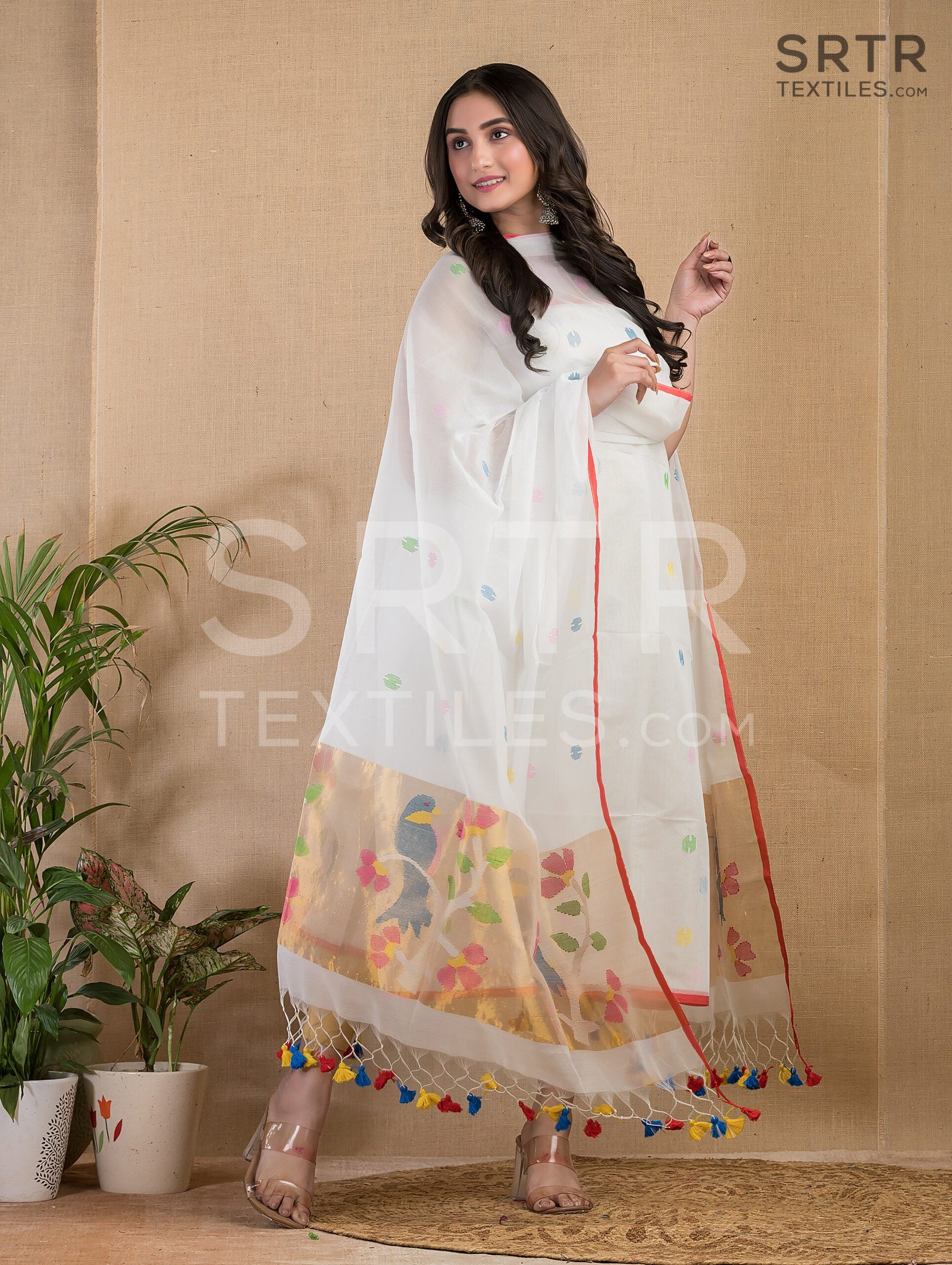 Muslin Unstitched Jamdani Suit – Elegant 2-Piece Set - Image 2