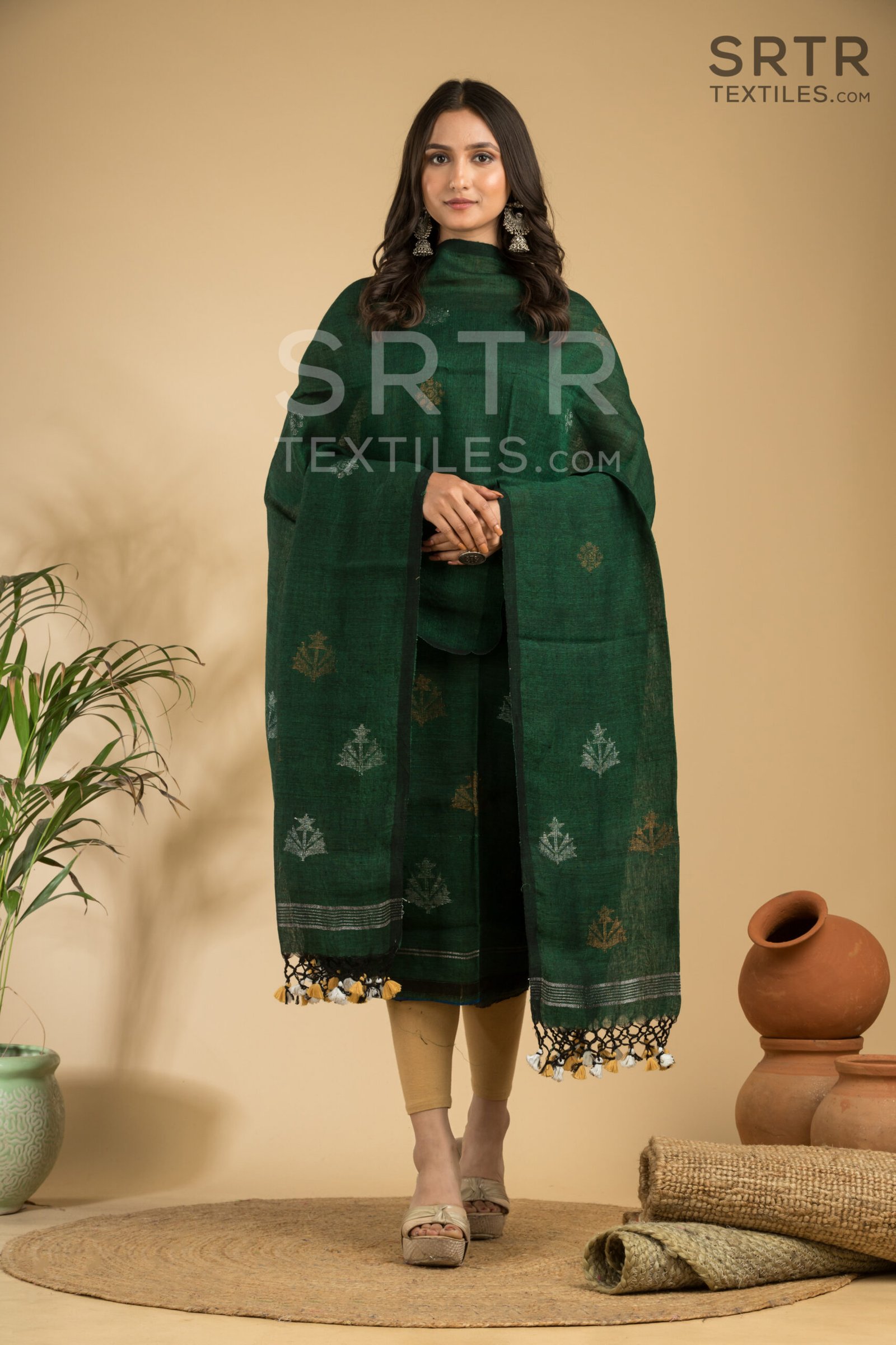 Pure Linen Unstitched Jamdani Suit – Elegant 2-Piece Set - Image 3