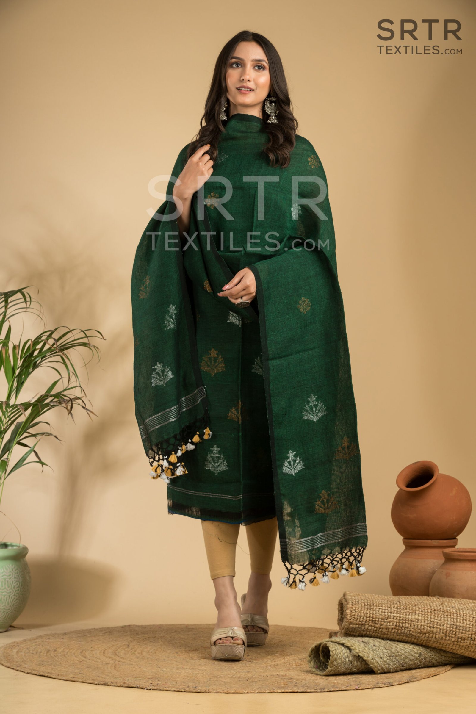 Pure Linen Unstitched Jamdani Suit – Elegant 2-Piece Set - Image 2