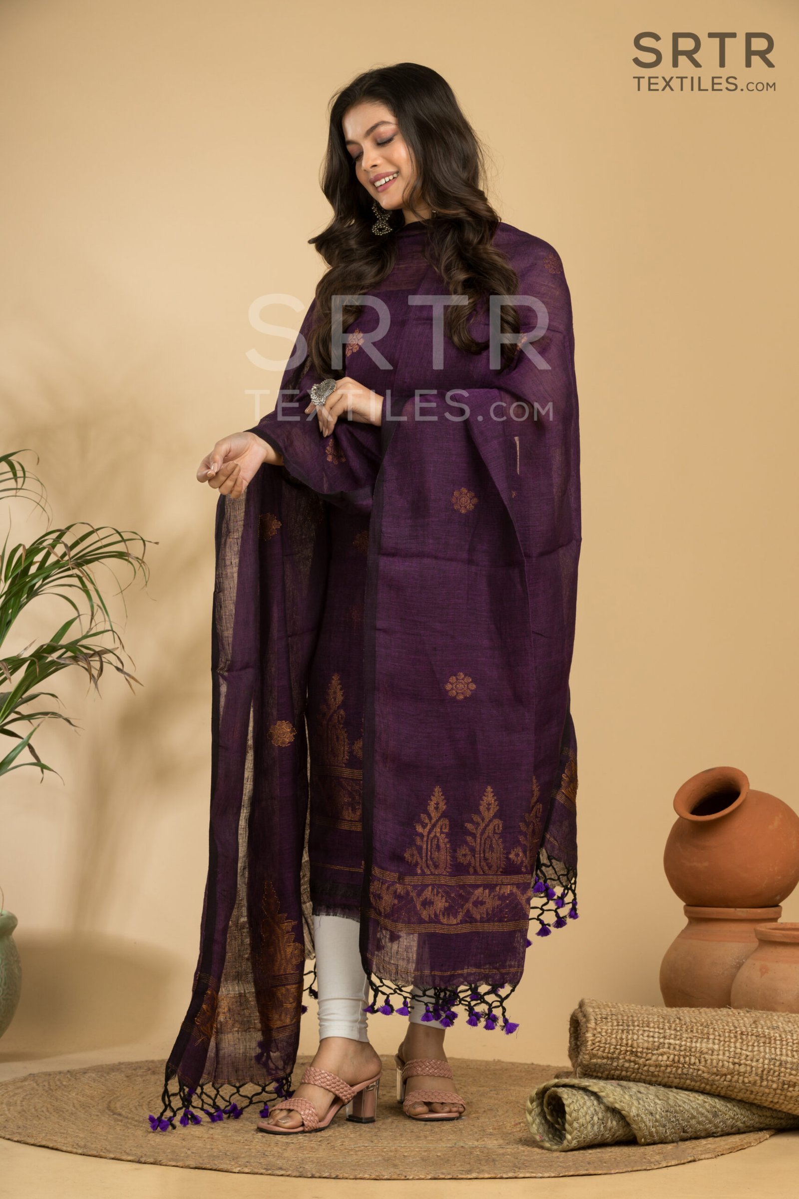 Pure Linen Unstitched Jamdani Suit – Elegant 2-Piece Set - Image 3
