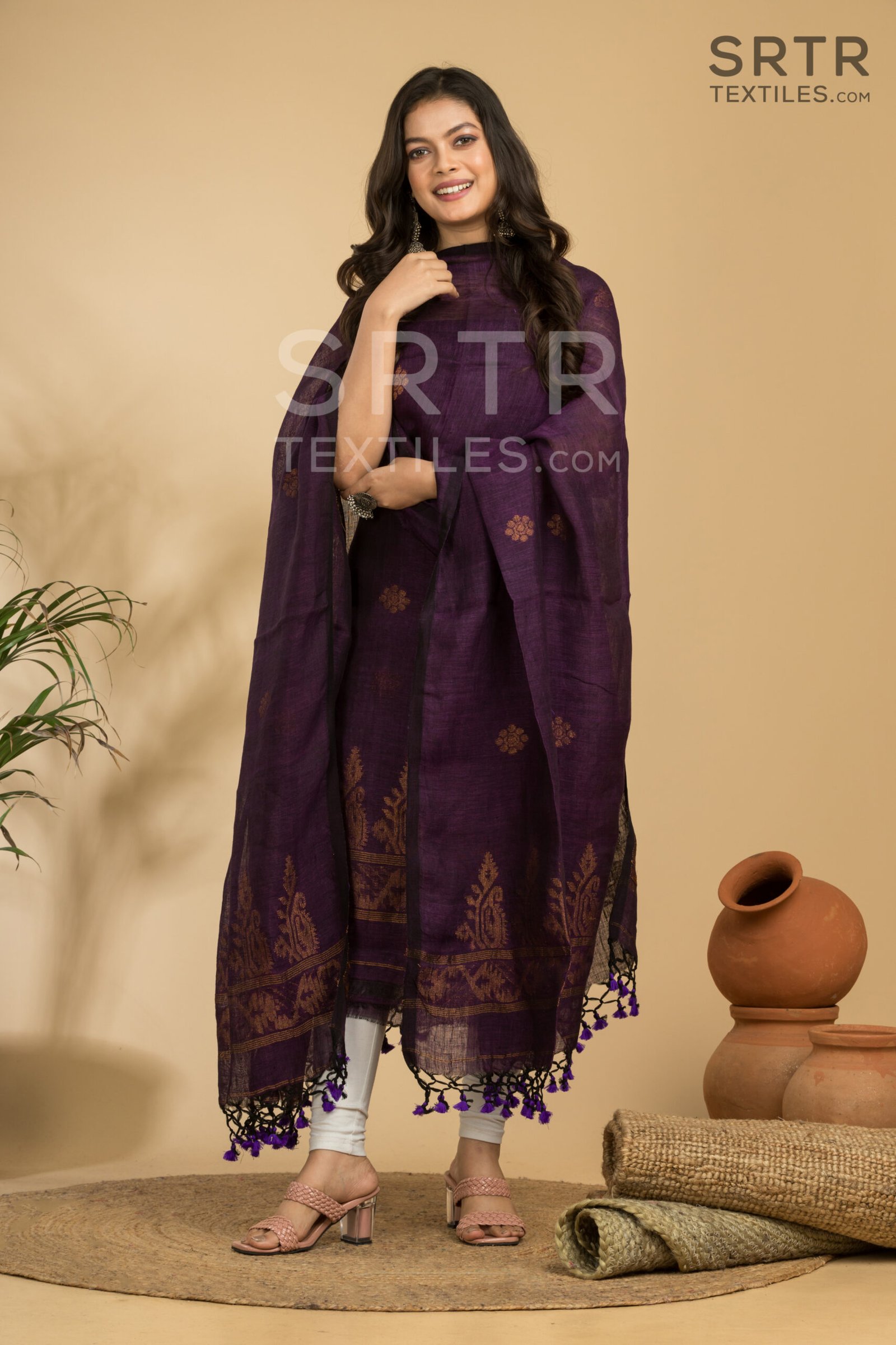 Pure Linen Unstitched Jamdani Suit – Elegant 2-Piece Set - Image 4