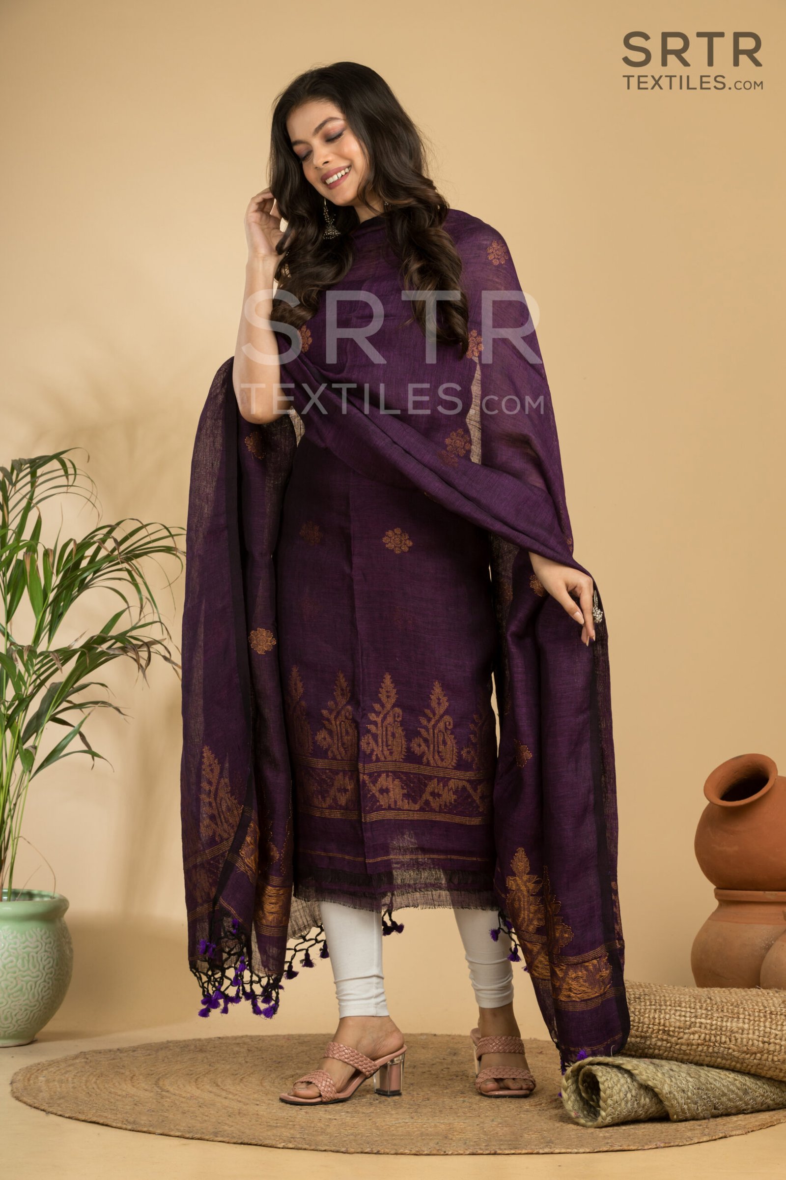 Pure Linen Unstitched Jamdani Suit – Elegant 2-Piece Set - Image 2