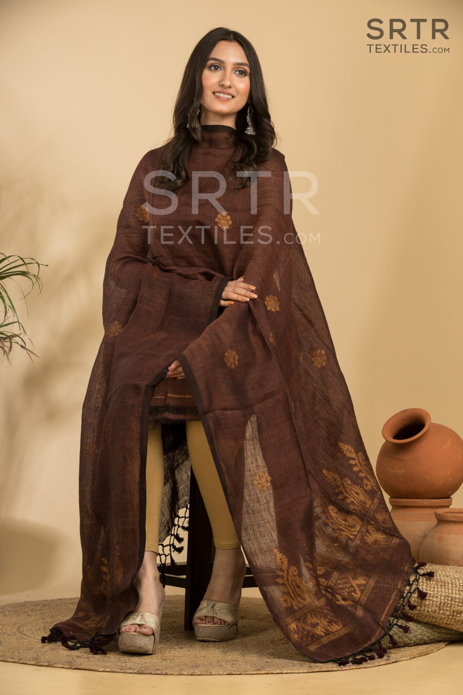 Pure Linen Unstitched Jamdani Suit – Elegant 2-Piece Set - Image 4