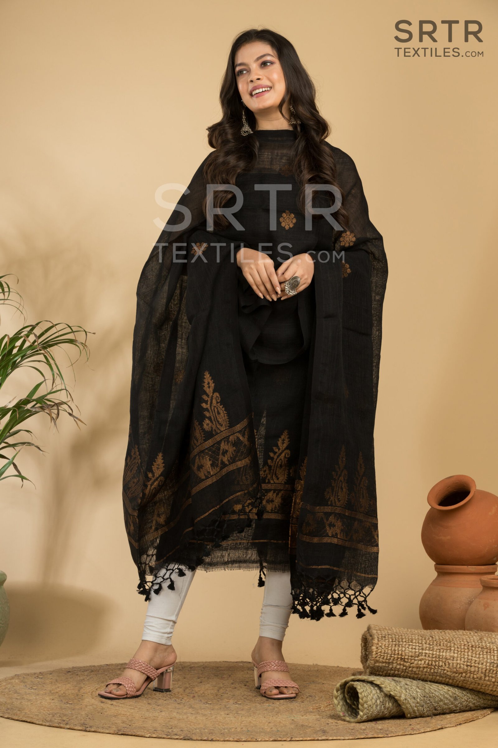 Pure Linen Unstitched Jamdani Suit – Elegant 2-Piece Set - Image 4