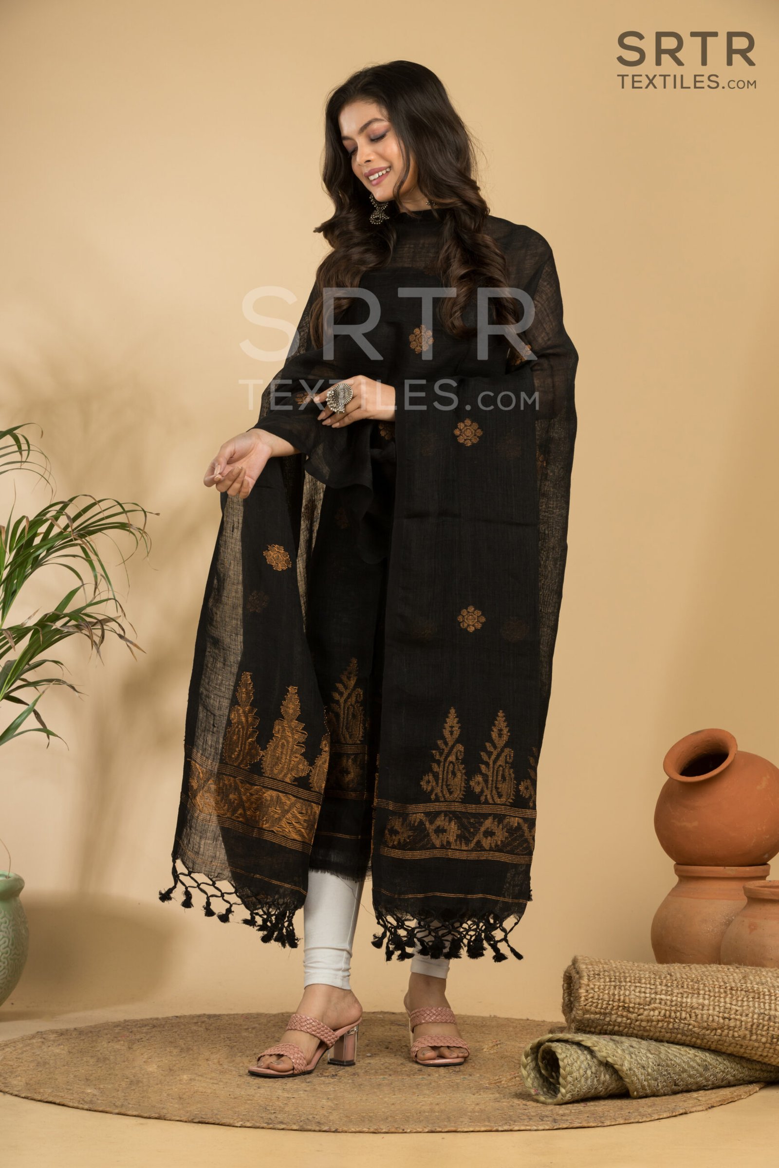 Pure Linen Unstitched Jamdani Suit – Elegant 2-Piece Set - Image 3