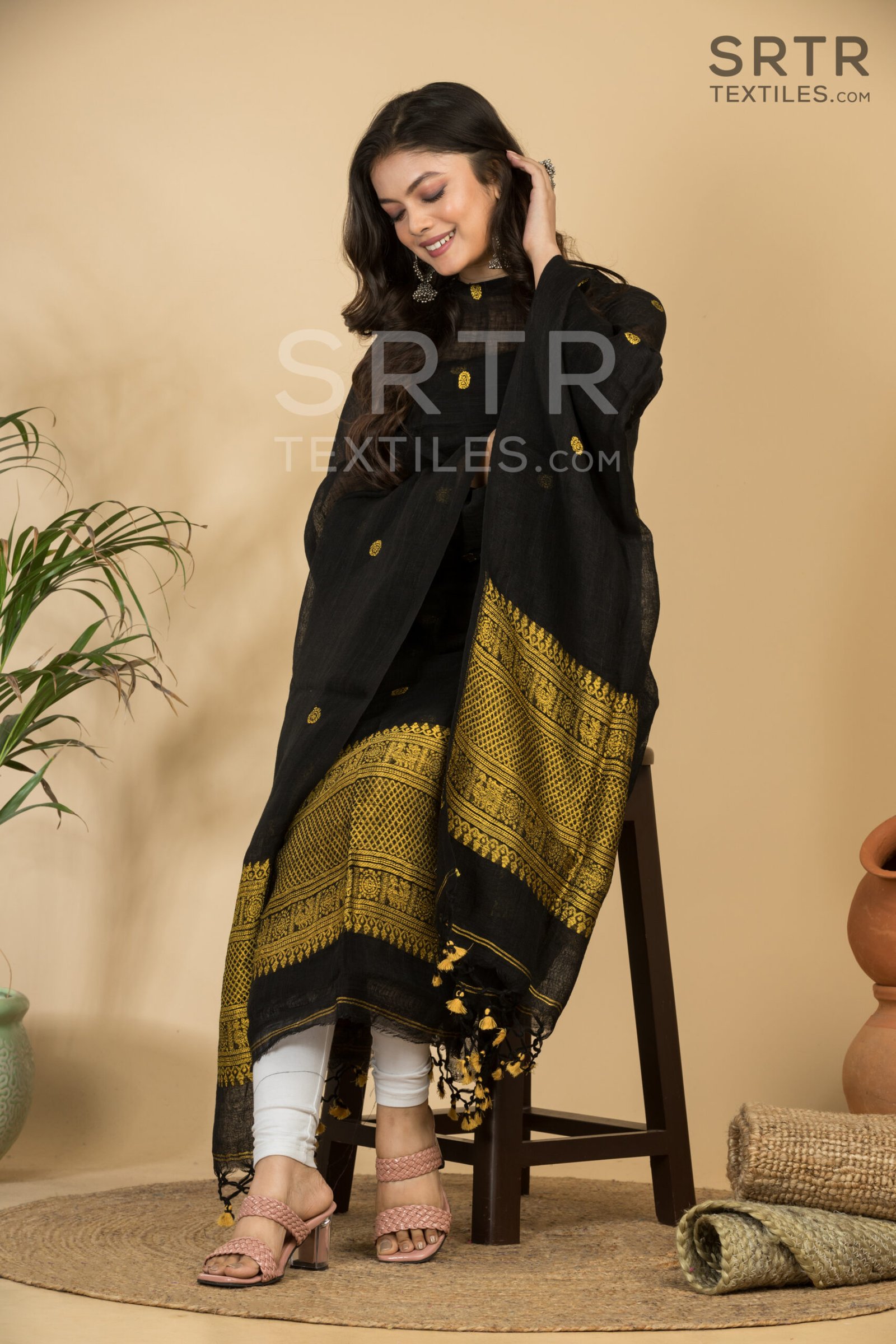 Pure Linen Unstitched Jamdani Suit – Elegant 2-Piece Set - Image 3