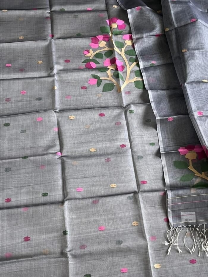 Muslin Jamdani Suit (UNSTITCHED) – Elegant 2-Piece Set