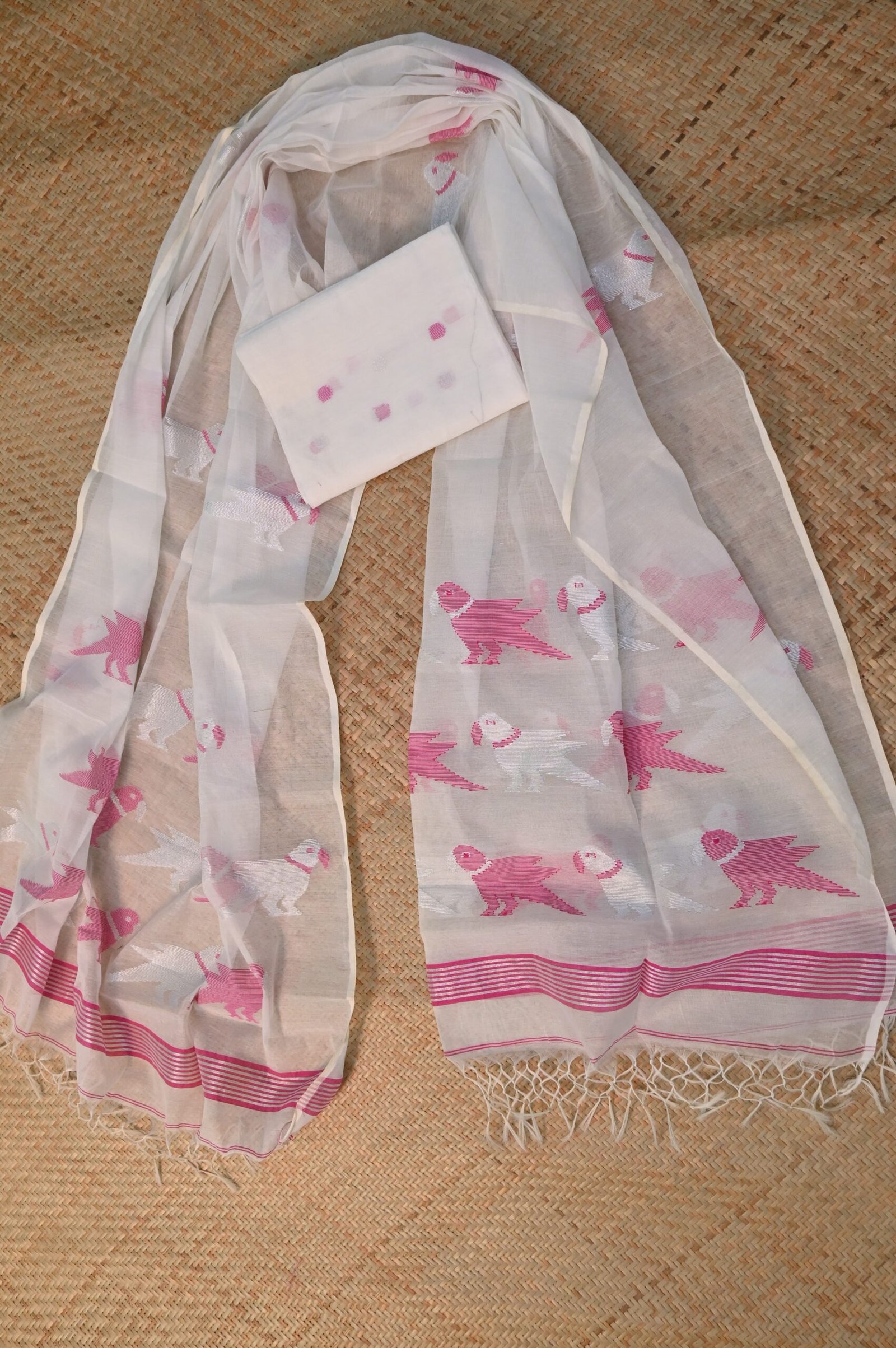 Muslin Jamdani Suit (UNSTITCHED) – Elegant 2-Piece Set