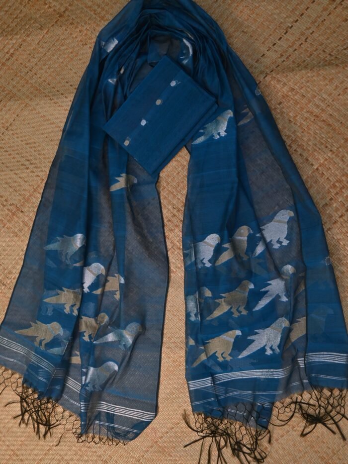 Muslin Jamdani Suit (UNSTITCHED) – Elegant 2-Piece Set