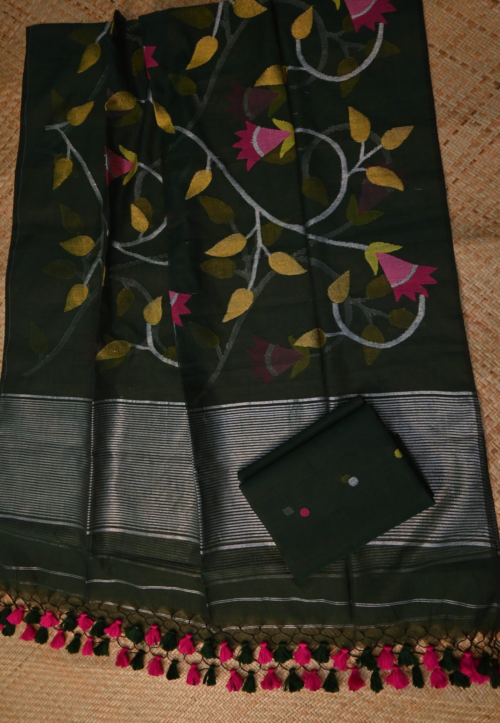 Pure Muslin Jamdani Unstitched Suit Set – Elegant 2-Piece