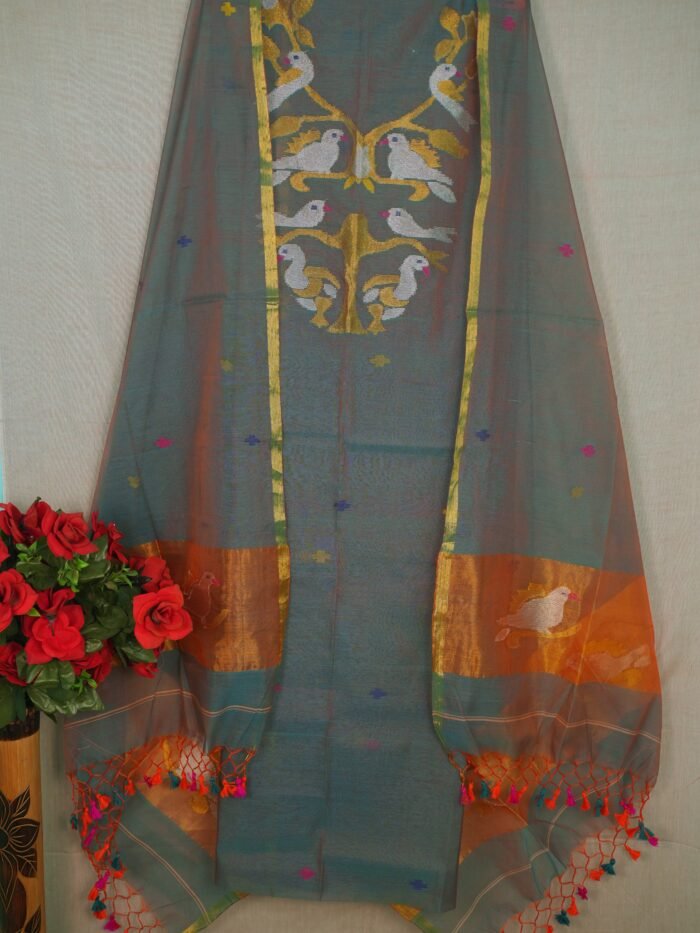 Muslin Jamdani Suit (UNSTITCHED) – Elegant 2-Piece Set