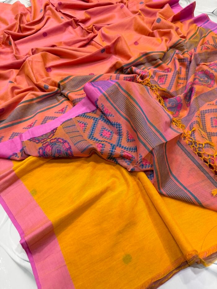 Alternative view of Pure Cotton Jamdani Saree with Blouse Piece