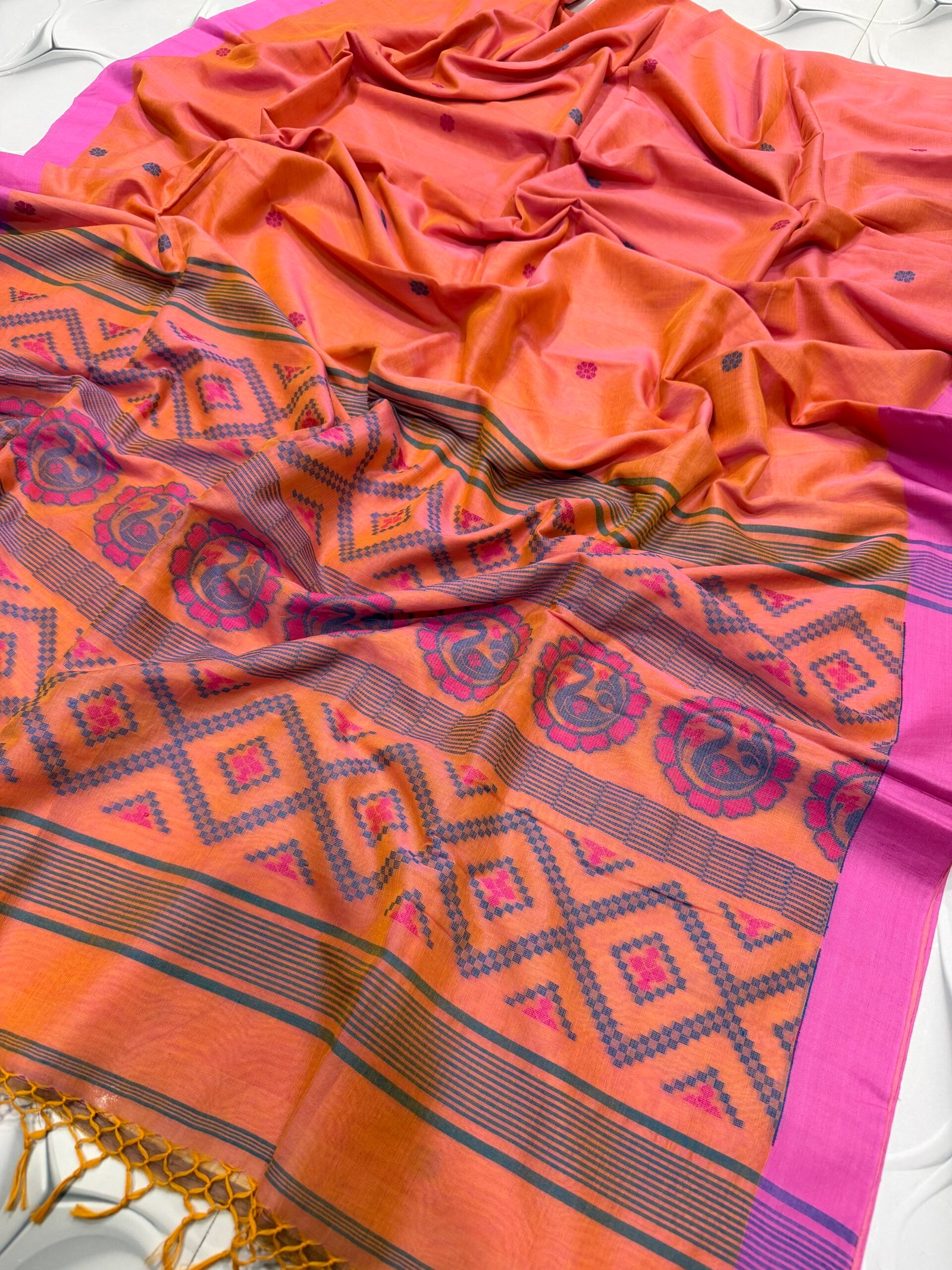 Pure Cotton Jamdani Saree with Blouse Piece