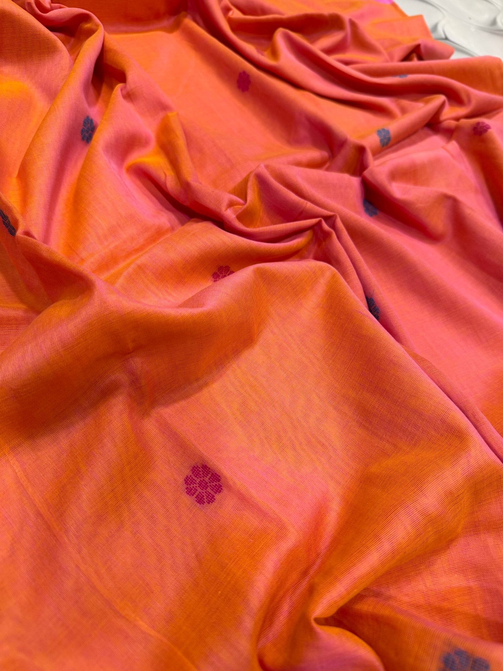 Pure Cotton Jamdani Saree with Blouse Piece - Image 4