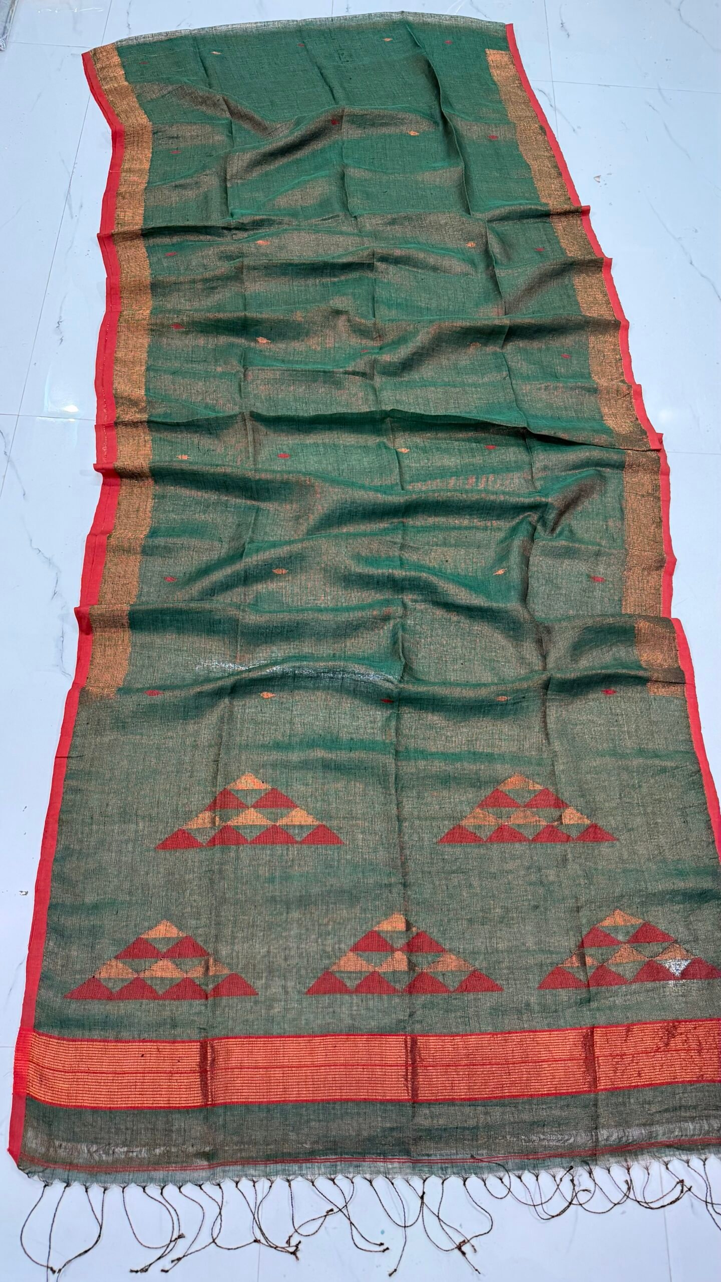 Handwoven Linen Tissue Jamdani Saree with Blouse Piece