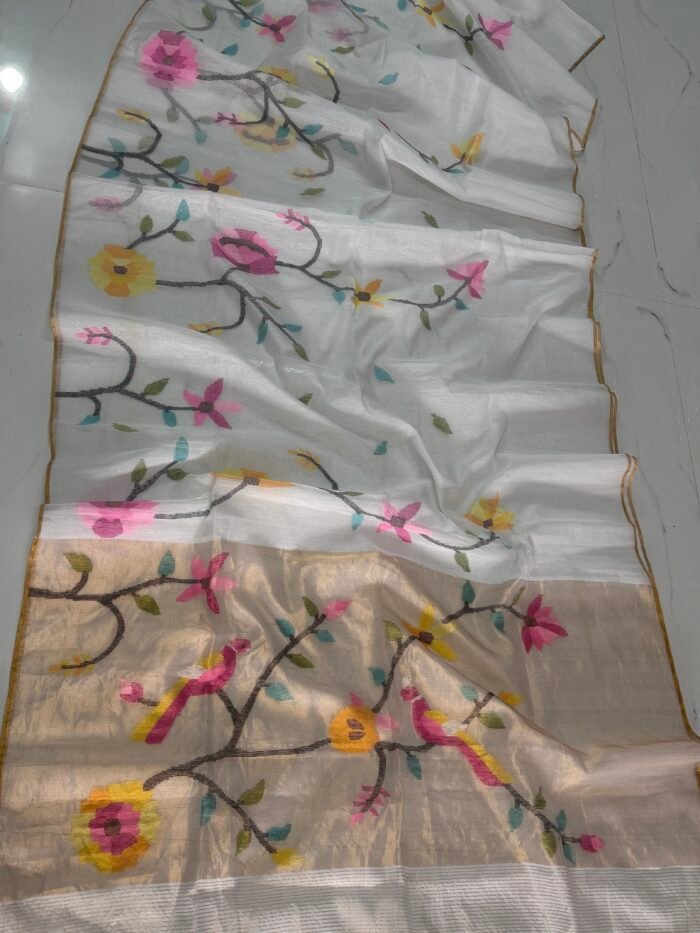 Handwoven Muslin Jamdani Saree with Blouse Piece