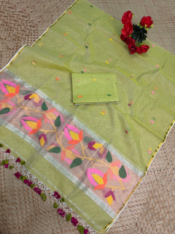 Muslin Jamdani Suit (UNSTITCHED) – Elegant 2-Piece Set