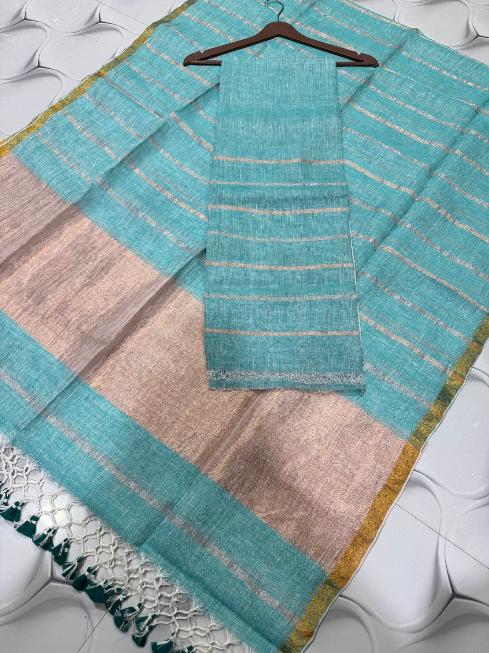 Pure Linen Jamdani Top & Dupatta Set – Elegant 2 Piece