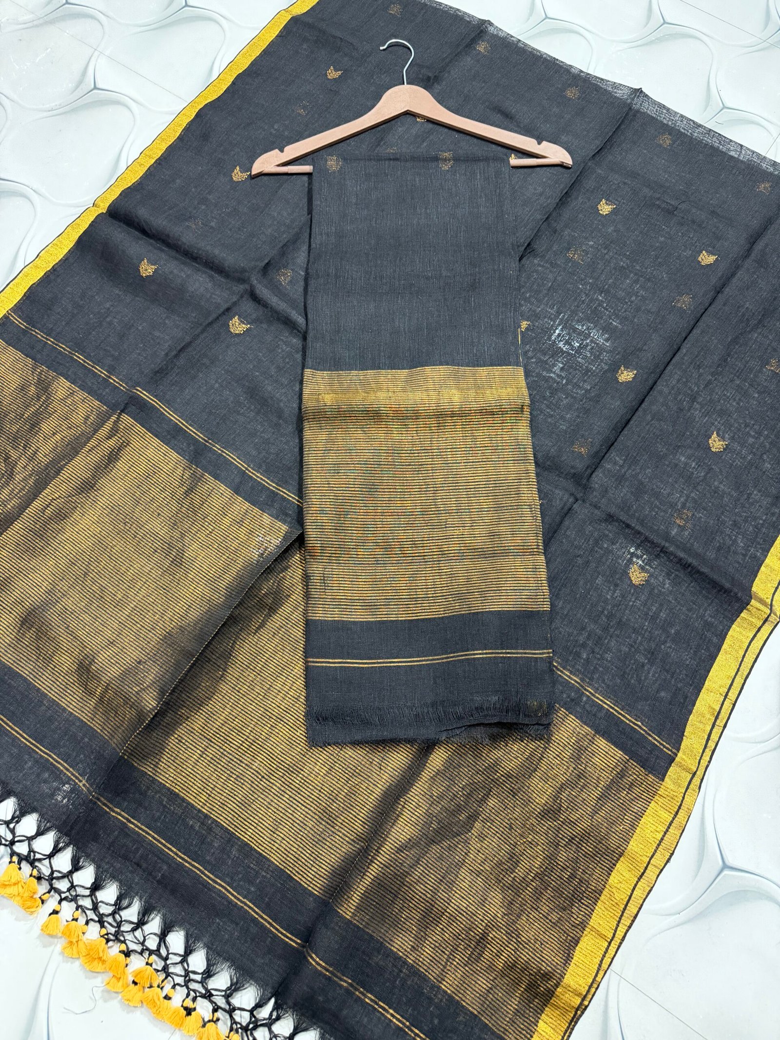 Regal Zari Linen Top & Dupatta Set (Unstitched)