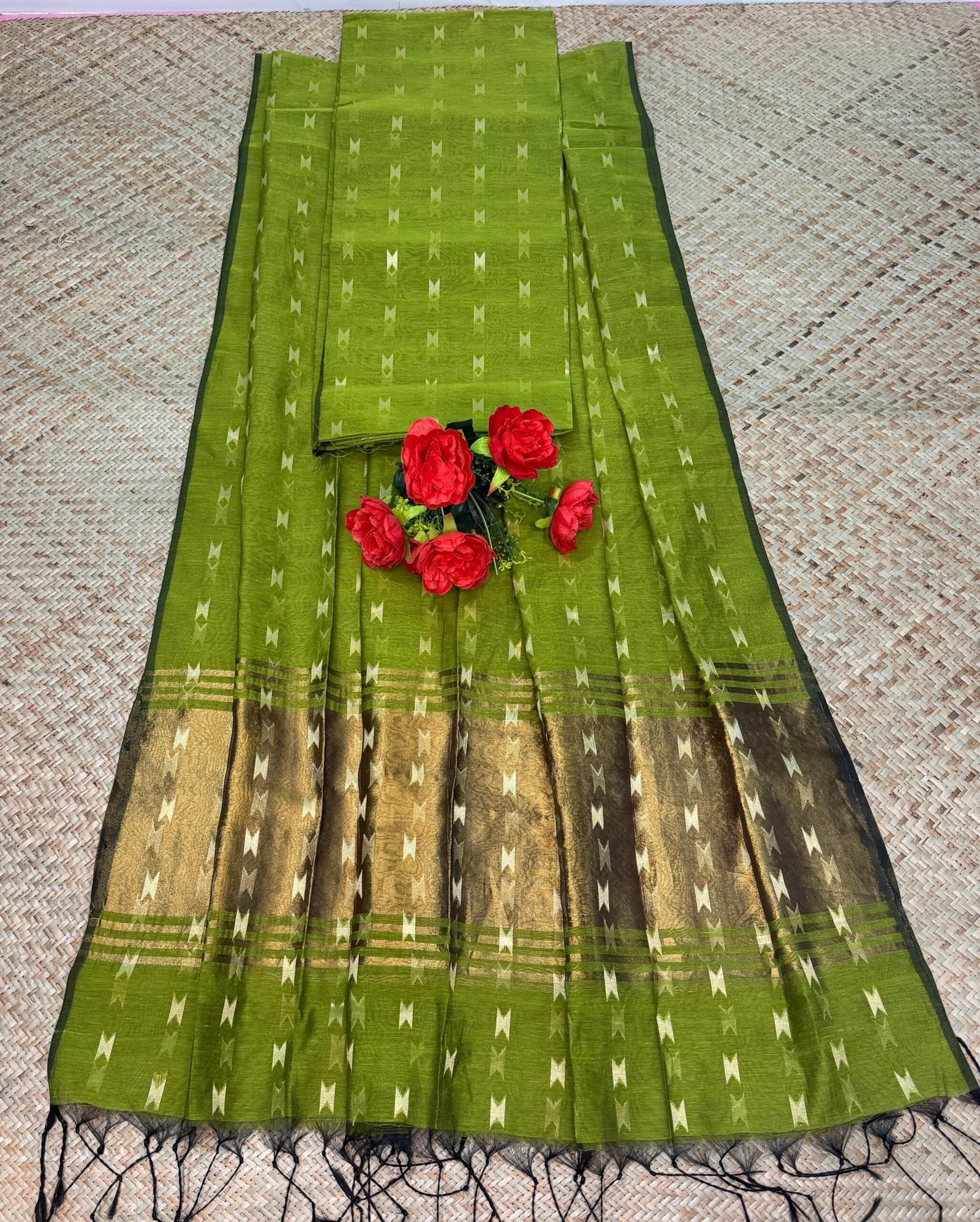 Maheshwari Handloom Top & Dupatta Set (Unstitched)