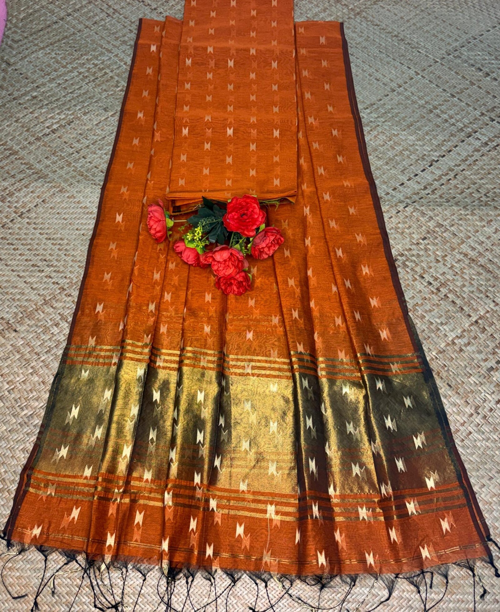 Maheshwari Handloom Top & Dupatta Set (Unstitched)