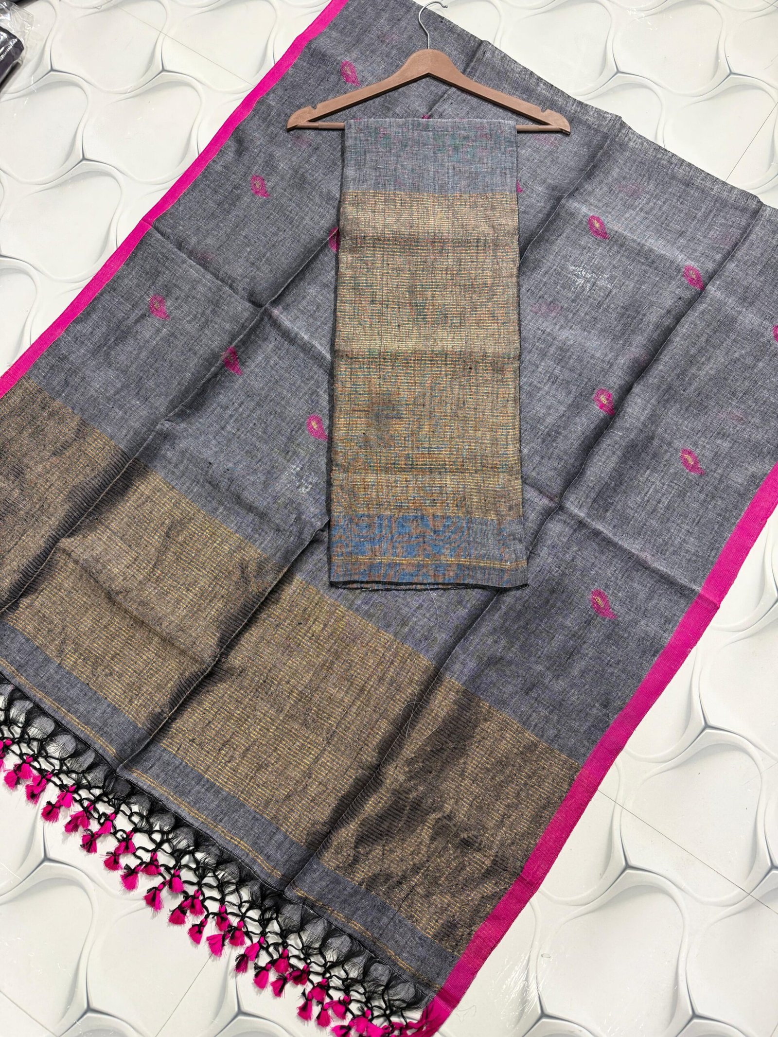 Classic Linen Paithani Top & Dupatta Set