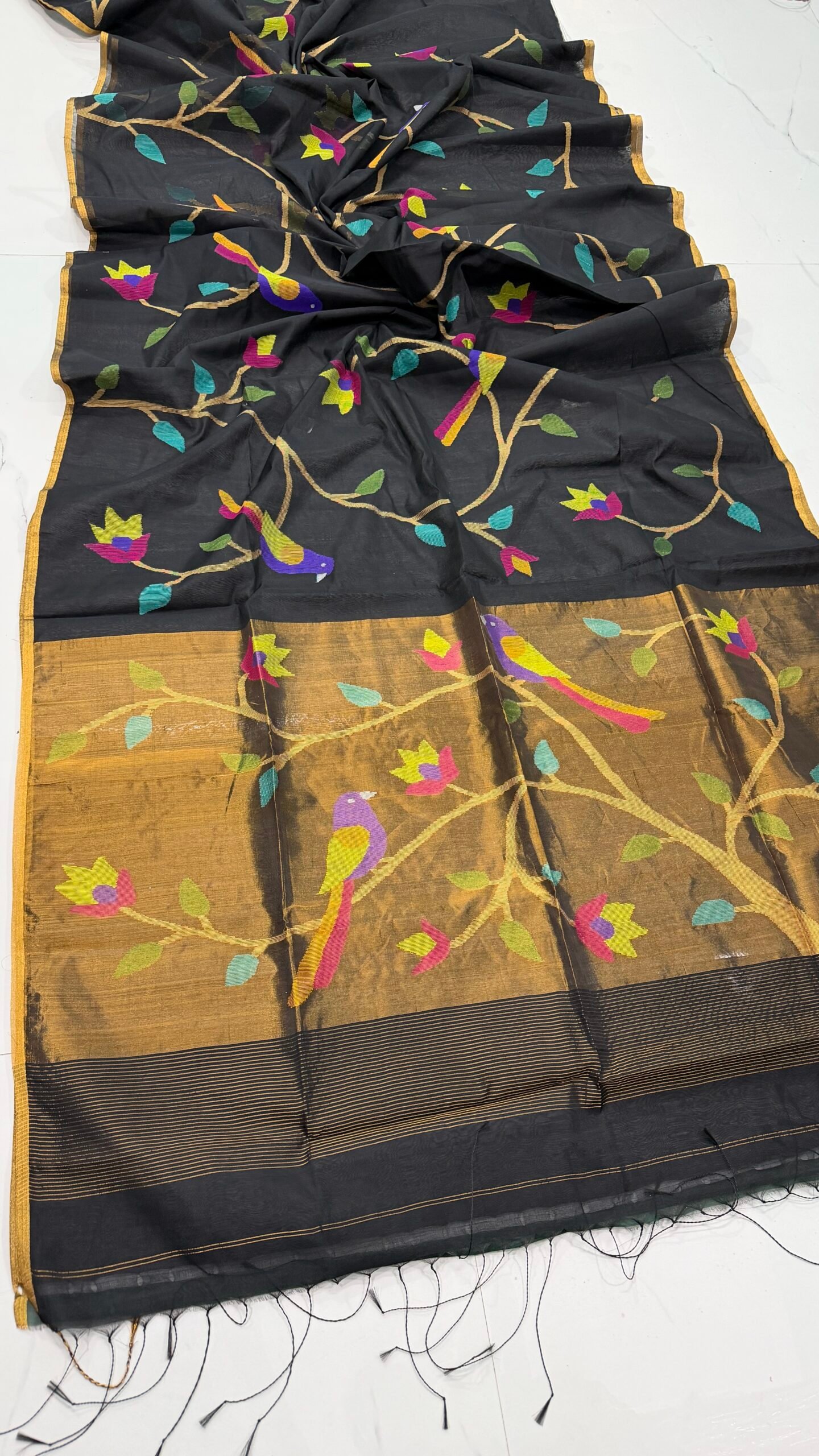 Premium Handwoven Muslin Jamdani Saree with Floral & Avian Motifs