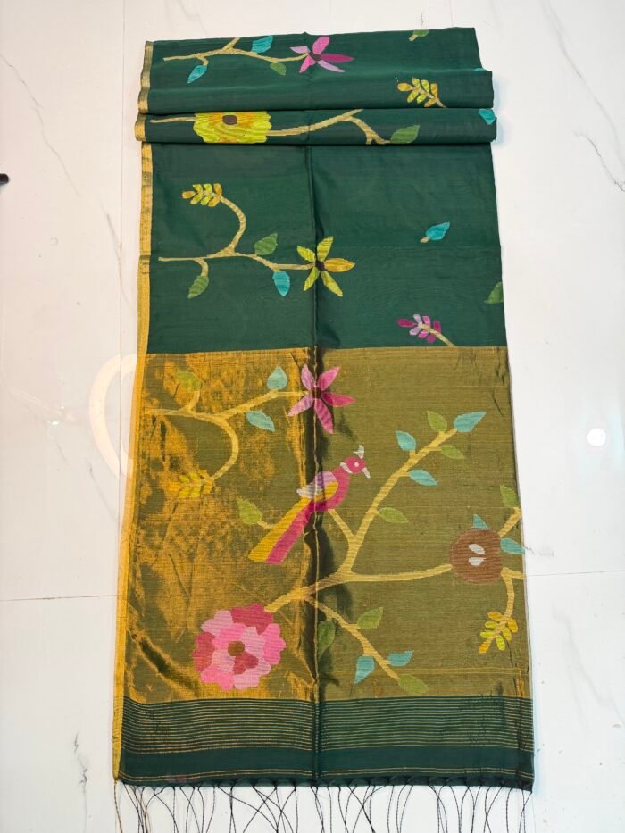 Alternative view of Premium Handwoven Muslin Jamdani Saree with Floral & Avian Motifs