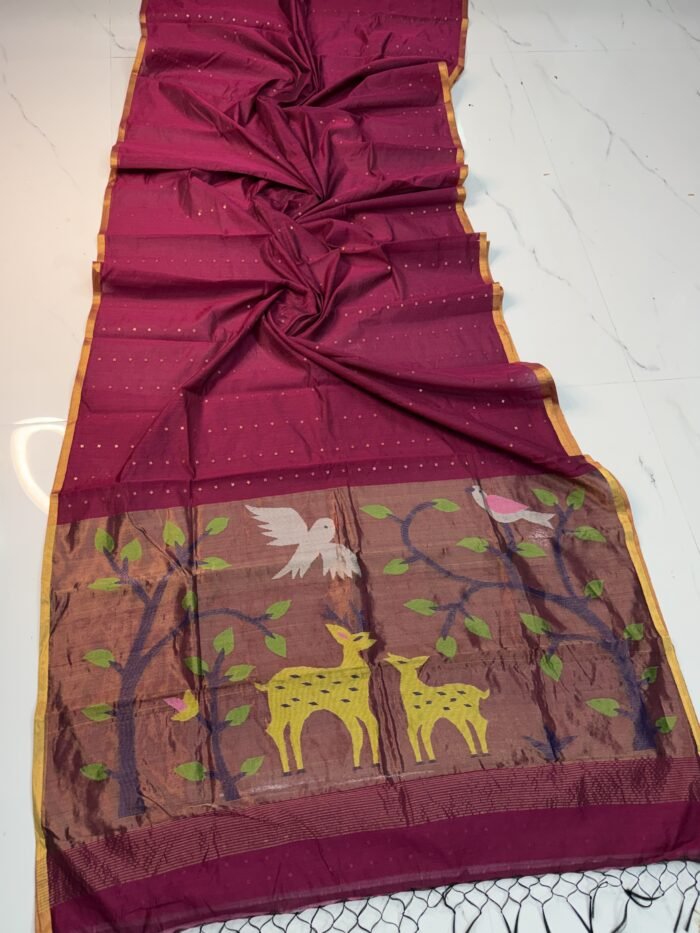 Exquisite Muslin Saree with Sequence Body and Handwoven Animal Motifs