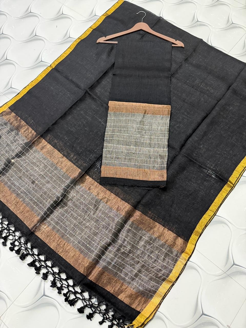 Elegant Pure Linen Top with Zari Border Dupatta Set