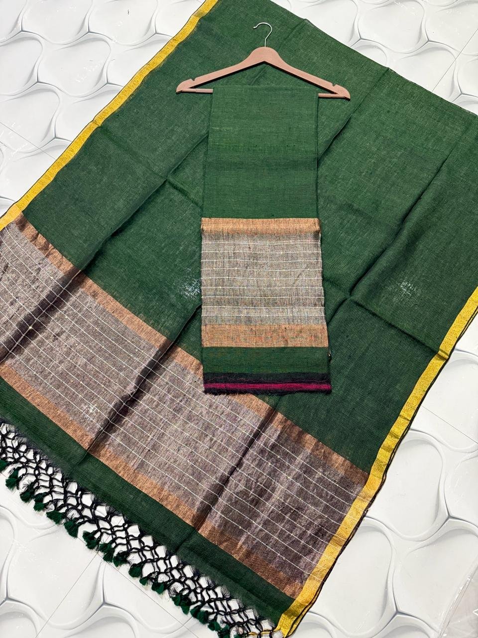 Elegant Pure Linen Top with Zari Border Dupatta Set