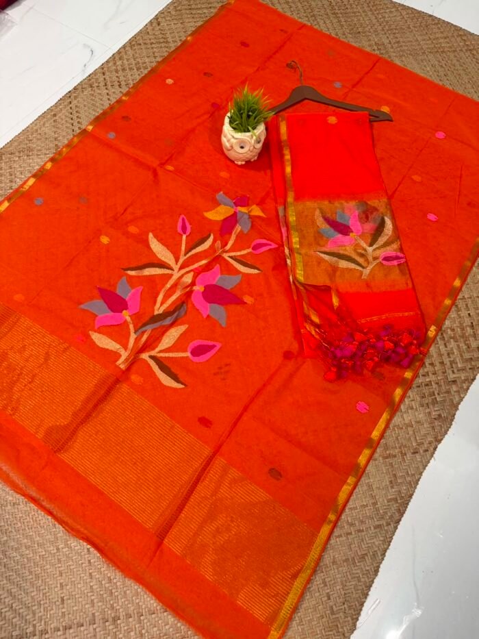 Pure Muslin Paithani Top & Dupatta Set with Woven Floral Branch & Zari Border