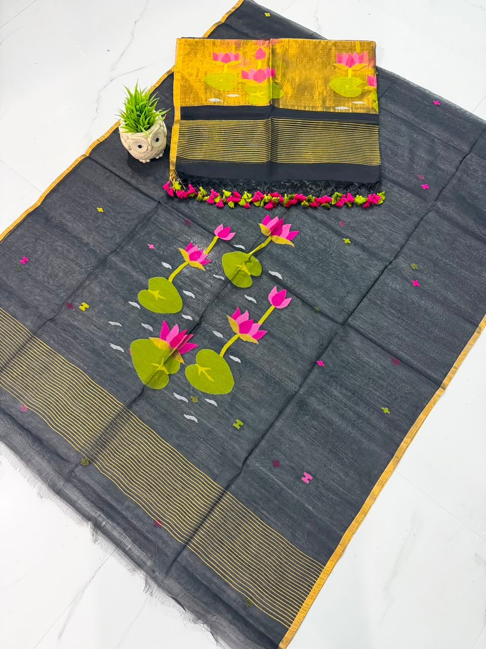 Pure Muslin Paithani Top & Dupatta Set with Woven Lotus Motifs & Zari Tissue Pallu