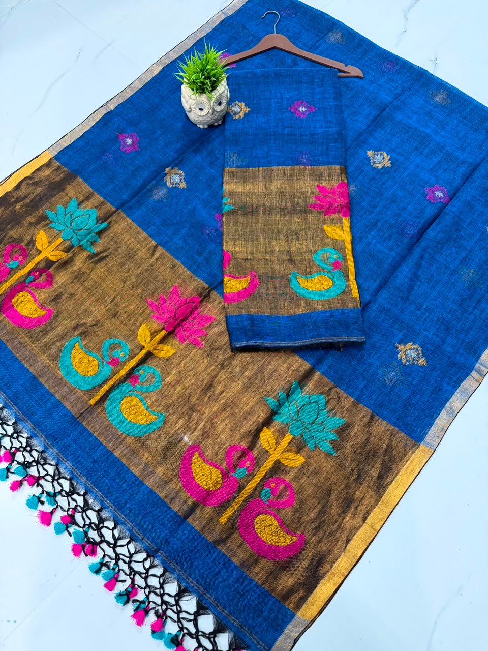 Pure Linen Unstitched Paithani Suit – Elegant 2-Piece Set